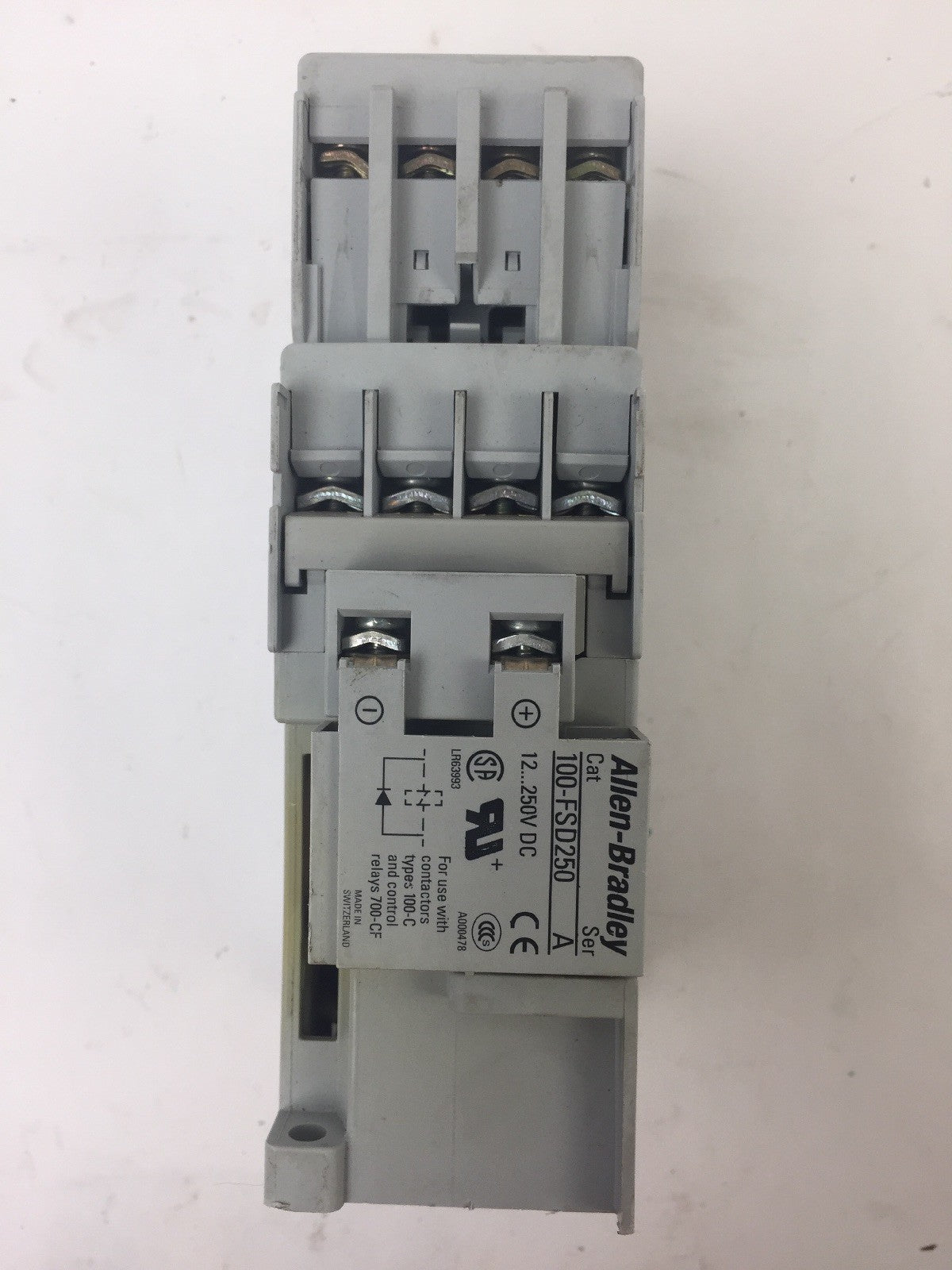 ALLEN BRADLEY 700-CF400D* CONTACTOR  600VAC 25A COIL 24VDC 100-F 100-FSD2504