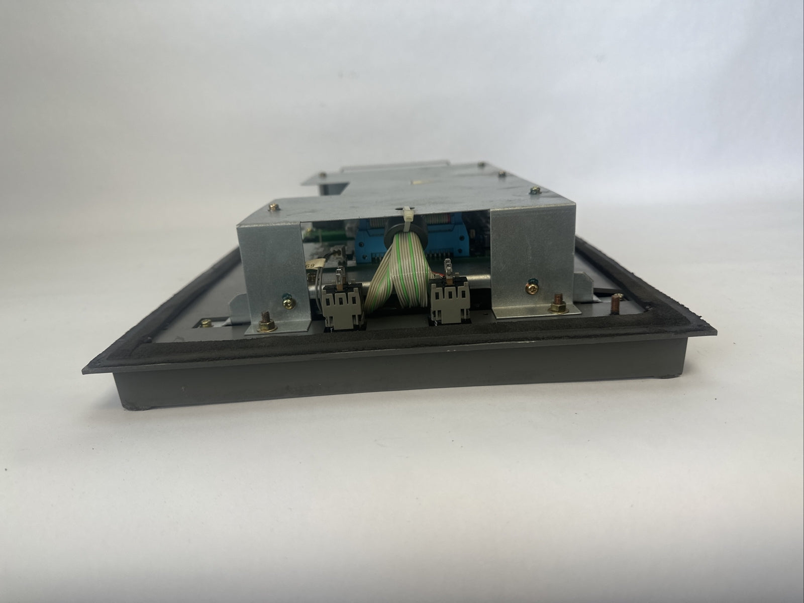 GE FANUC A02B-0200-C061/TBR SERIES 18-T OPERATOR INTERFACE PANEL LCD/MDI UNIT5