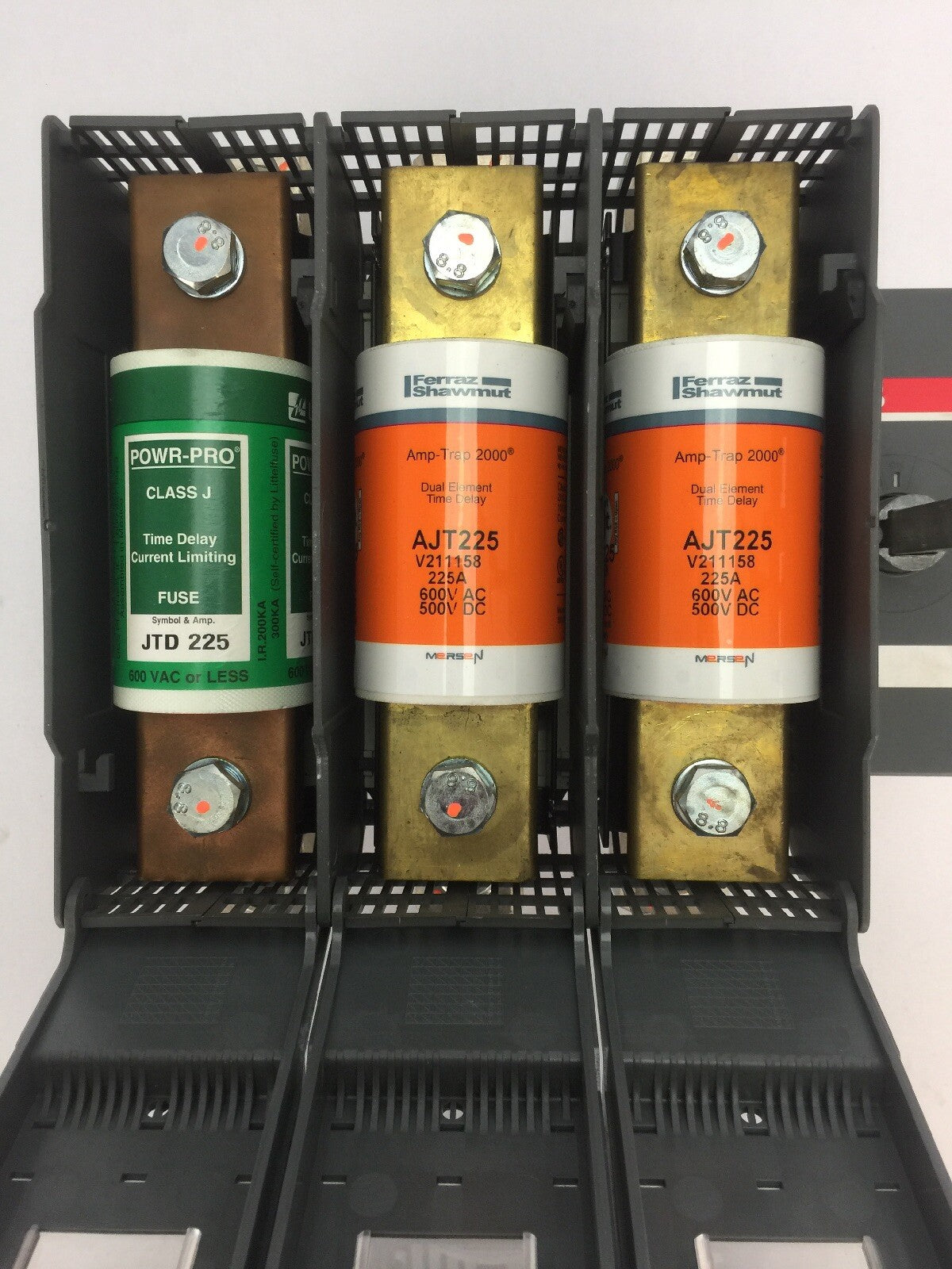 ABB OS400J03 FUSIBLE DISCONNECT SWITCH 600VAC 400A W/ AJT225 & JTD225 FUSE 225A3