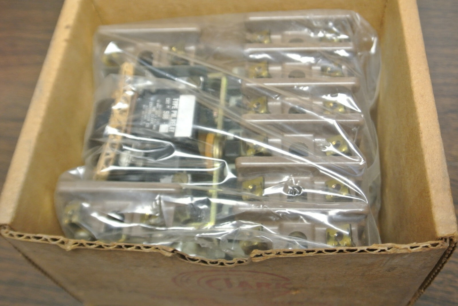 CLARK 5U8-76 / RELAY BUL. 7305 TYPE PM / 8 N.O. / 110-120V COIL / NEW SURPLUS6