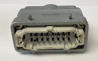 THOMAS&BETTS FS 116B AND MS 216B 16A 600V FEMALE AND MALE PLUG RECEPTACLE8