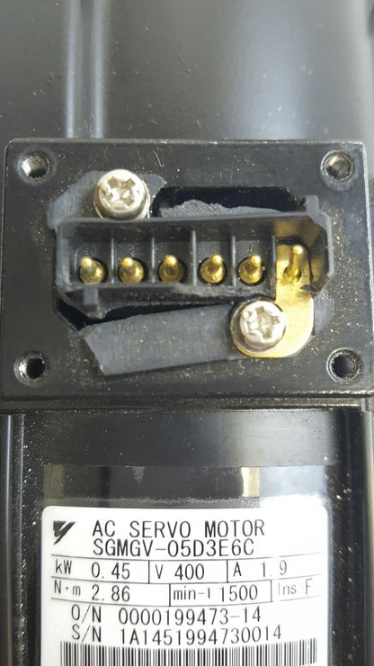 YASKAWA SGMGV-05D3E6C 400V, 0.45kW, 1.9A,  AC SERVO MOTOR, NEW (DAMAGE)1
