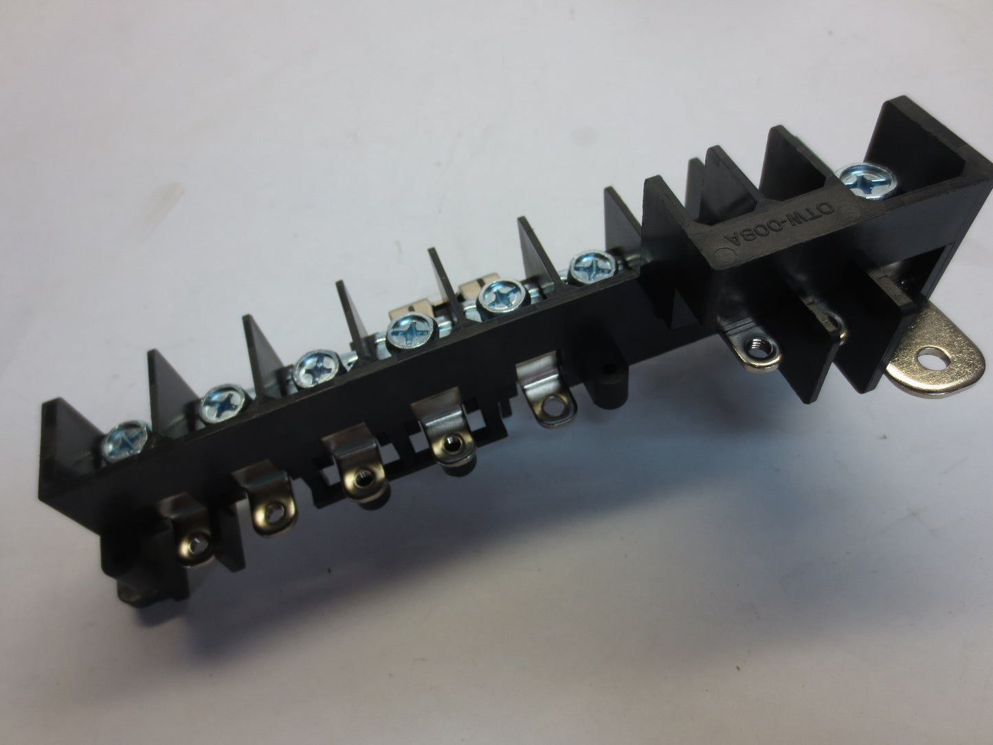 YASKAWA OTW-008A TERM. STRIP - REP. PART FOR VFD DRIVES? NEW SURPLUS TBET21005-A6