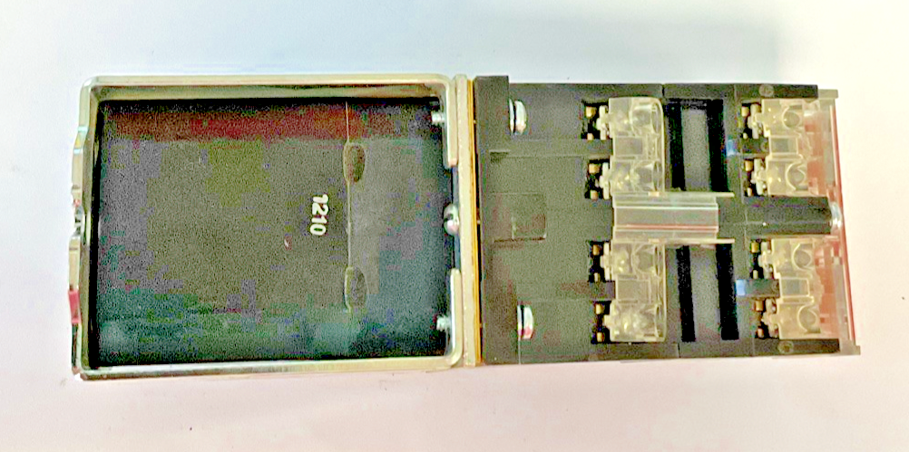 ALLEN BRADLEY 700S-DCP710Z24 RELAY SER.E 600VAC 20A4