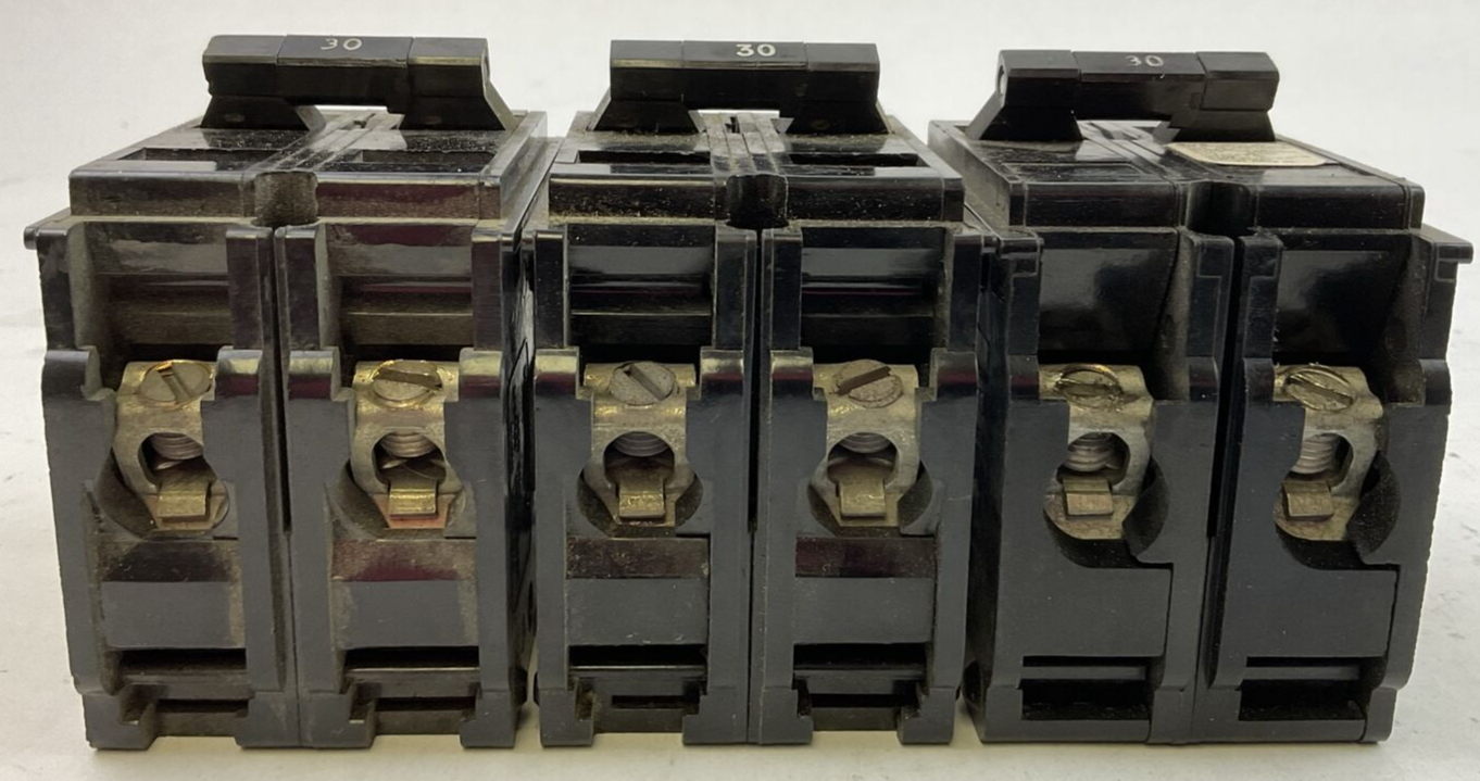 MURRAY / CROUSE-HINDS MP230 CIRCUIT BREAKER 30AMP 2POLE 120/240VAC (LOT OF 3)1