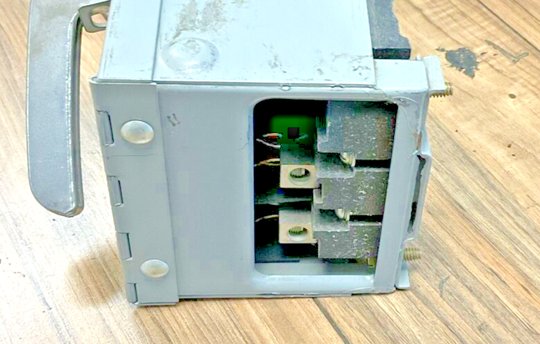 ITE V2B2222MR CLAMPMATIC VACU-BREAK 2POLE 250V 60A 10HP12