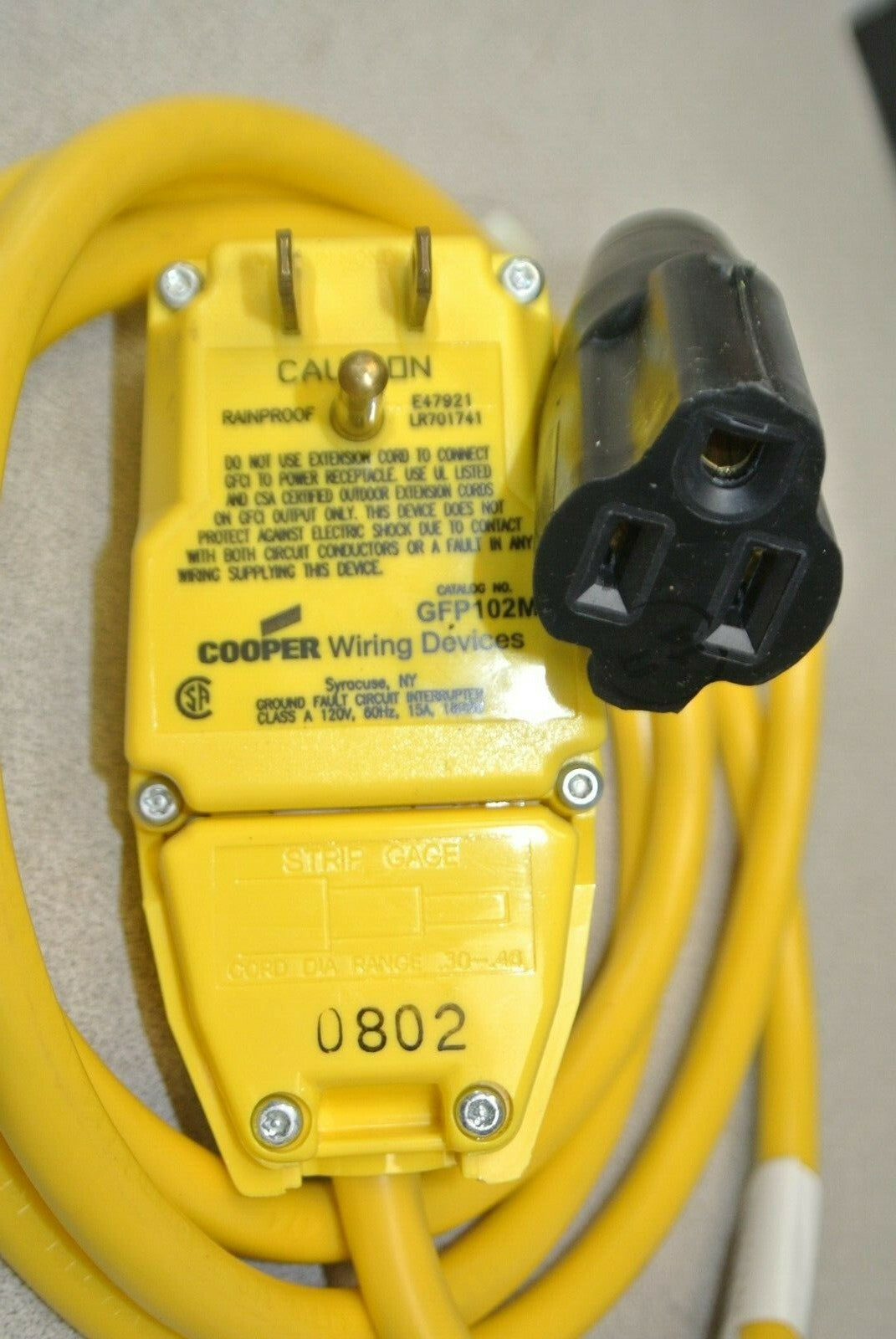 COOPER GFP102M IN-LINE GFCI / 15A / 125V / 2P / 3W GRND / 90° / 6 Ft4