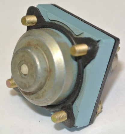 TELEMECANIQUE XCK-D10 LIMIT SWITCH PLUNGER-TYPE HEAD - NEW SURPLUS2
