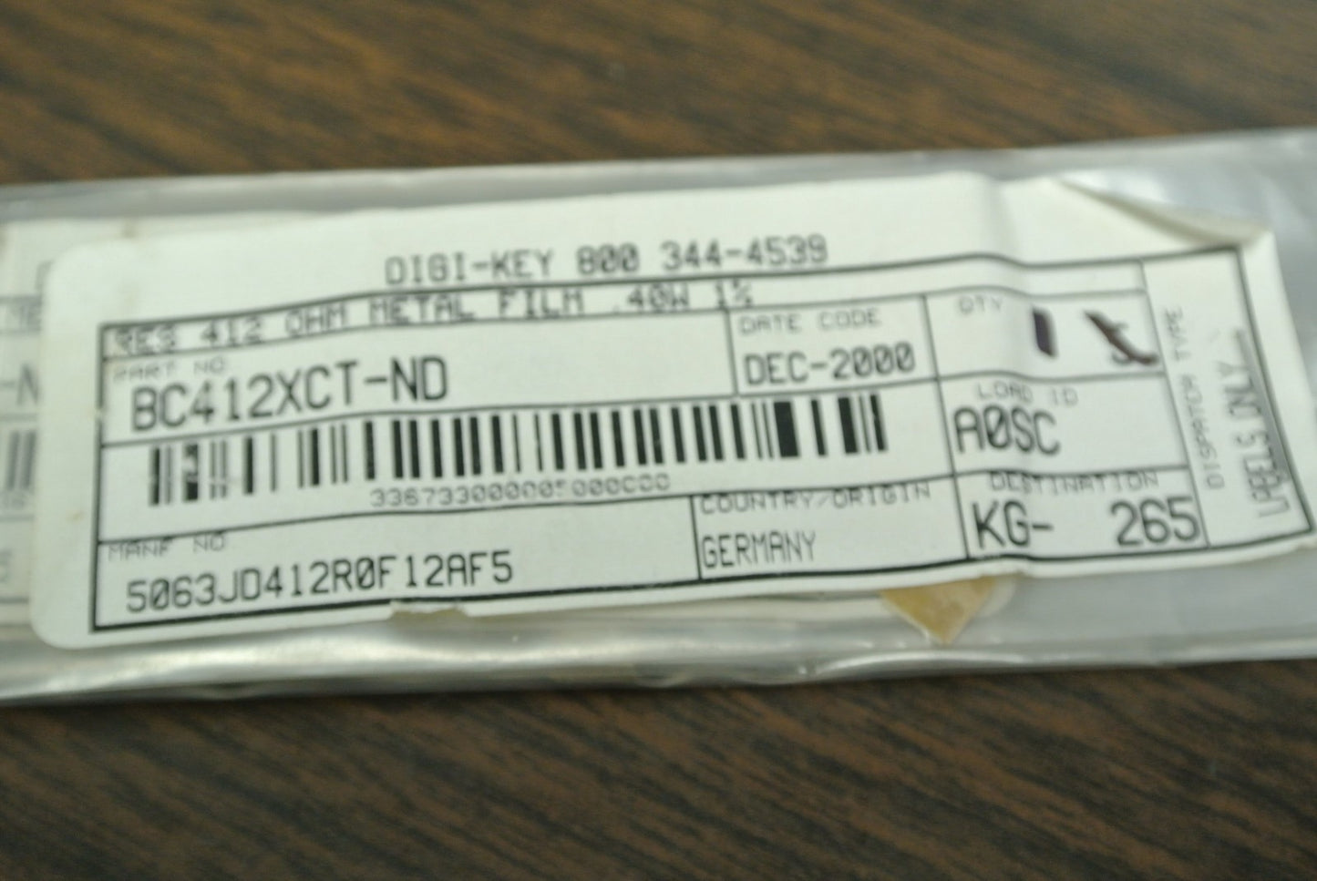 LOT of 31 / 5063JD412R0F12AF5 / BC 412XCT-ND RESISTORS 412 OHM, METAL FILM .40W3