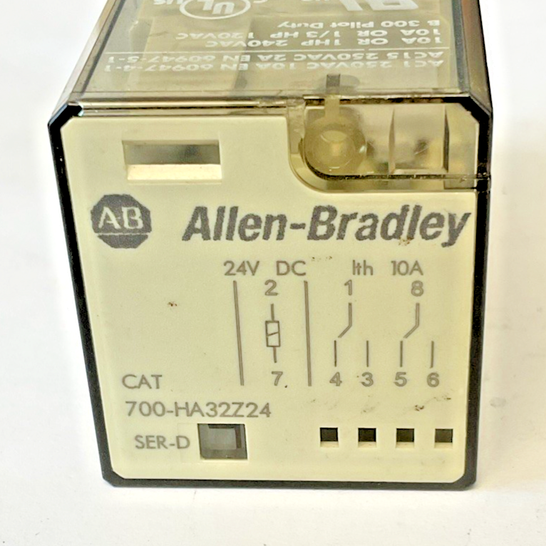 ALLEN BRADLEY 700-HA32Z24 SER D  RELAY  250VAC 10A 30VDC****LOTOF2****0
