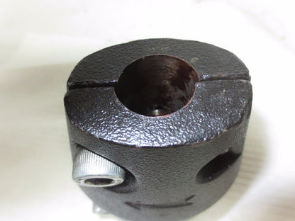 3400 08 MALLEABLE IRON SPLIT ROTATING REDUCER COUPLING - 1-1/2" -- 3/4" - NEW5