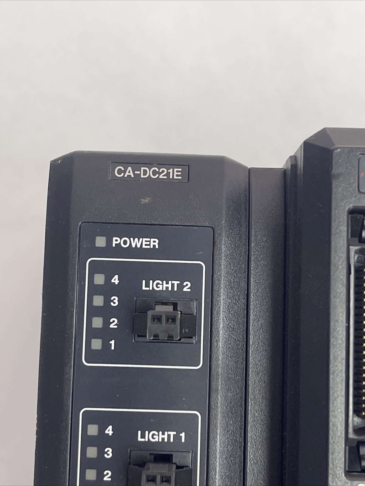 KEYENCE XG-7502P HIGH-SPEED AND FLEXIBLE CONTROLLER CA-DC21E CONTROLLER2