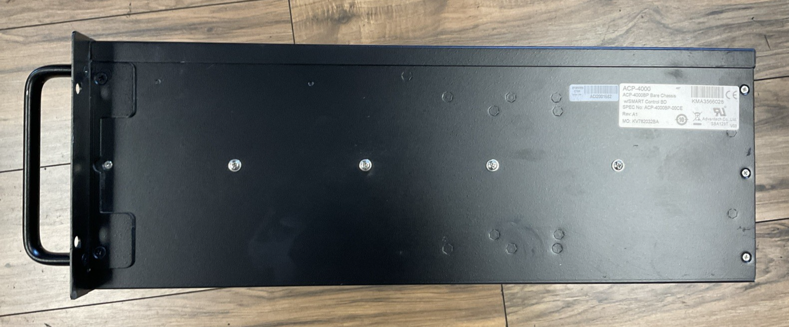 ADVANTECH ACP-4000-00CE INDUSTRIAL COMPUTER CHASSIS2