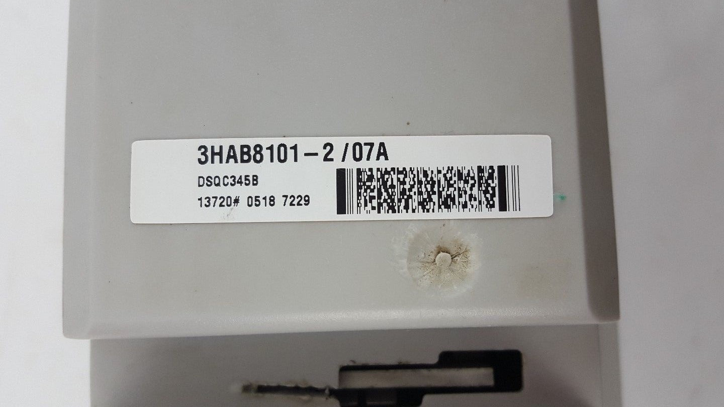 ABB INMOTION SERVO DRIVE 3HAB8101-2/07A / DSQC345B3