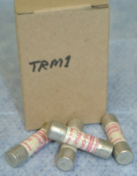 LOT of 4 / FERRAZ-SHAWMUT TRM1 FUSES / 1A / 250V0