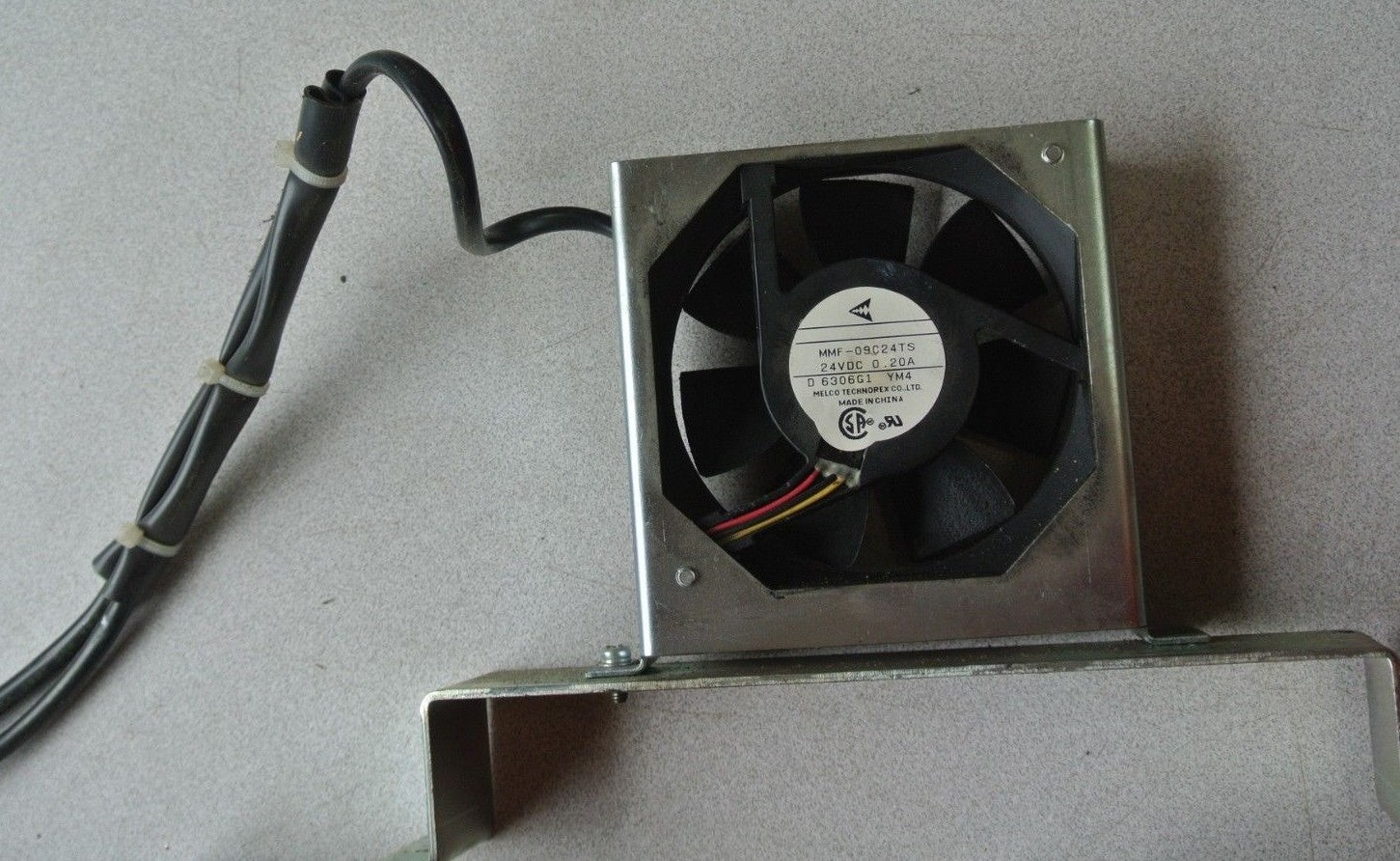 LOT of 13 FANS / FAN ASSEMBLIES - GREAT for MACHINE MAINTENANCE / COMPUTER TECH 4