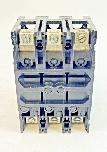 CUTLER-HAMMER - EC3050 - CIRCUIT BREAKER - 50 A, 240 VAC, 3 POLE - NEW OLD STOCK5