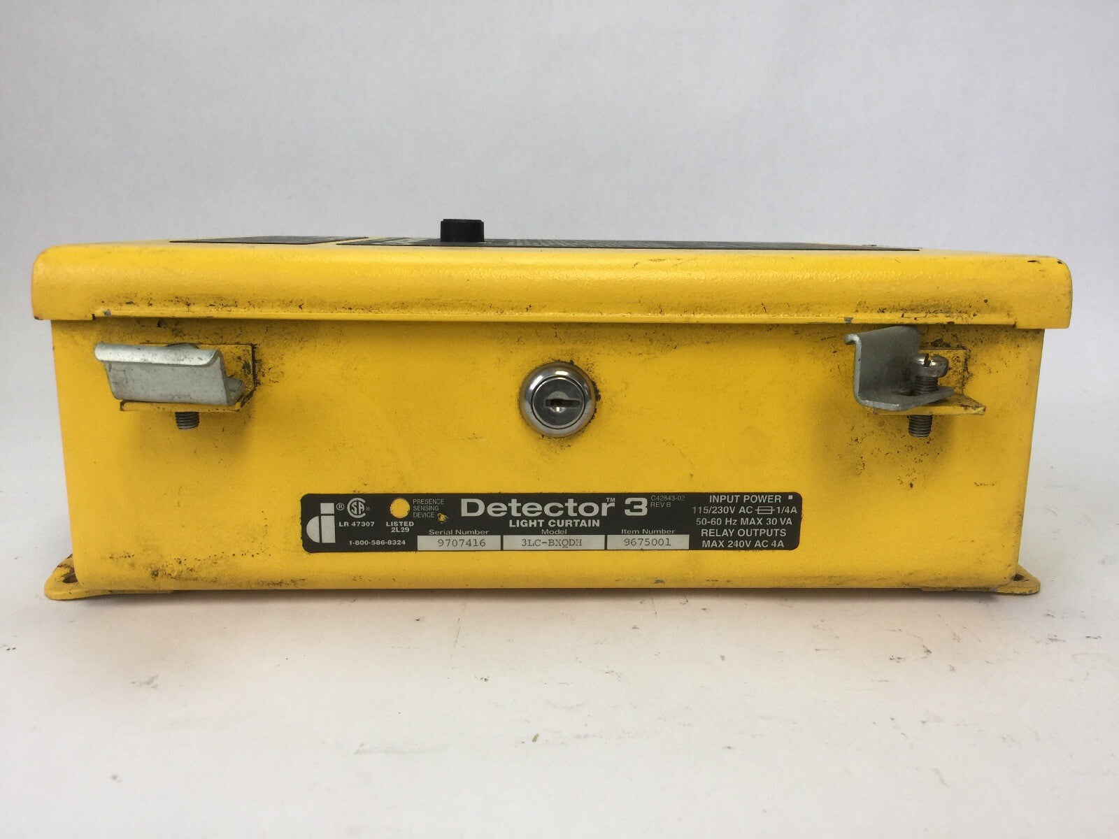 DATA INSTUMENTS/HONEYWELL 3LC-BXQDH DETECTOR 3 LIGHT CURTAIN CONTROLLER 2