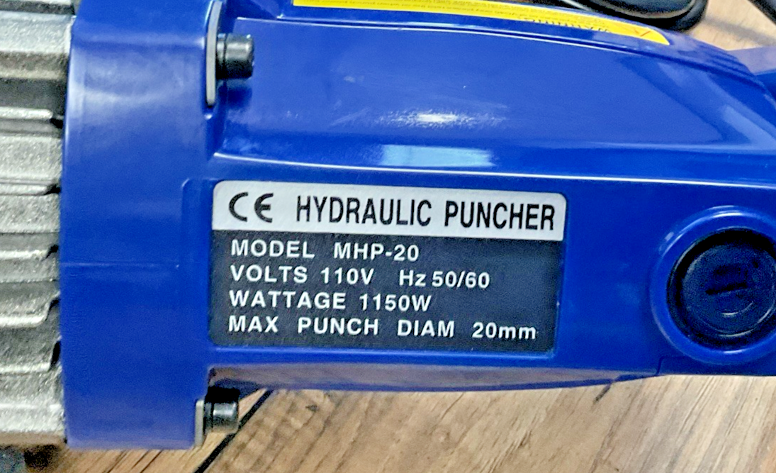 ELECTRIC HYDRAULIC PUNCHER MHP-20 110V 50/60HZ 1150W 6.5, 9, 13, 17, 20.5 BITS3