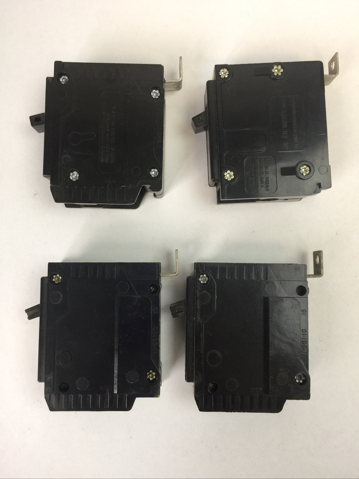 CHALLENGER/SYLVANIA BQ1C015 CIRCUIT BREAKER 1POLE 15AMP 120/240VAC (LOT OF 4)2