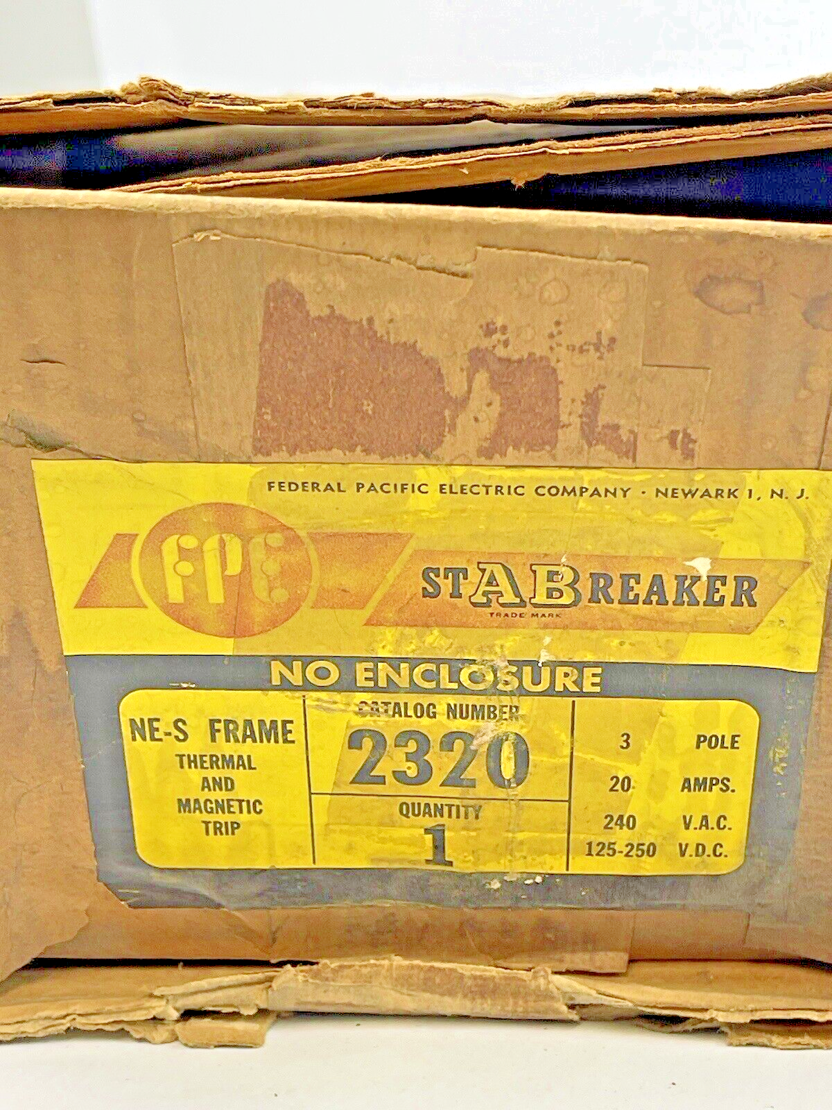 FEDERAL PACIFIC - 2320 - 3 POLE, 20A, 240 VAC AB CIRCUIT BREAKER - FPE3