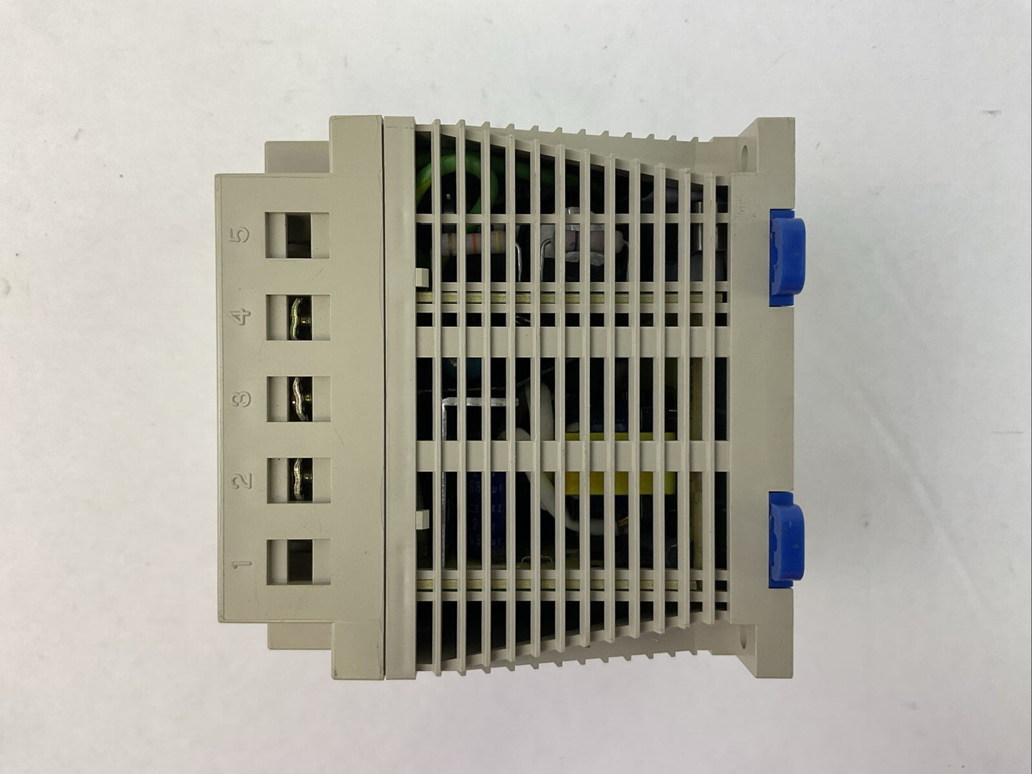 IDEC PS5R-C12 POWER SUPPLY OUTPUT 12VDC 2.5A 30W INPUT 100-240VAC 50/60HZ 0.68A2