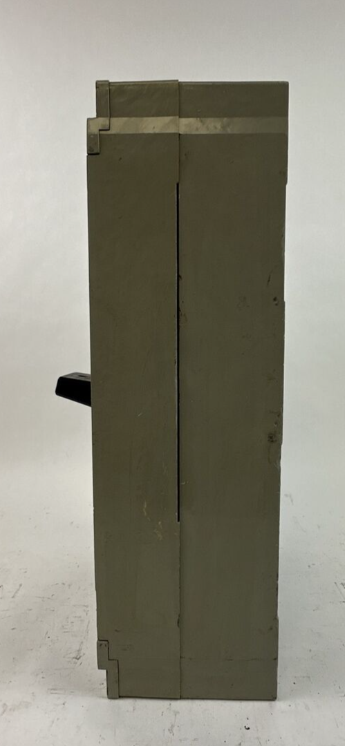 ITE HR3-S200 3POLE 600VAC NON-AUTOMATIC CIRCUIT INTERUPTER TYPE ETS 2000 A3