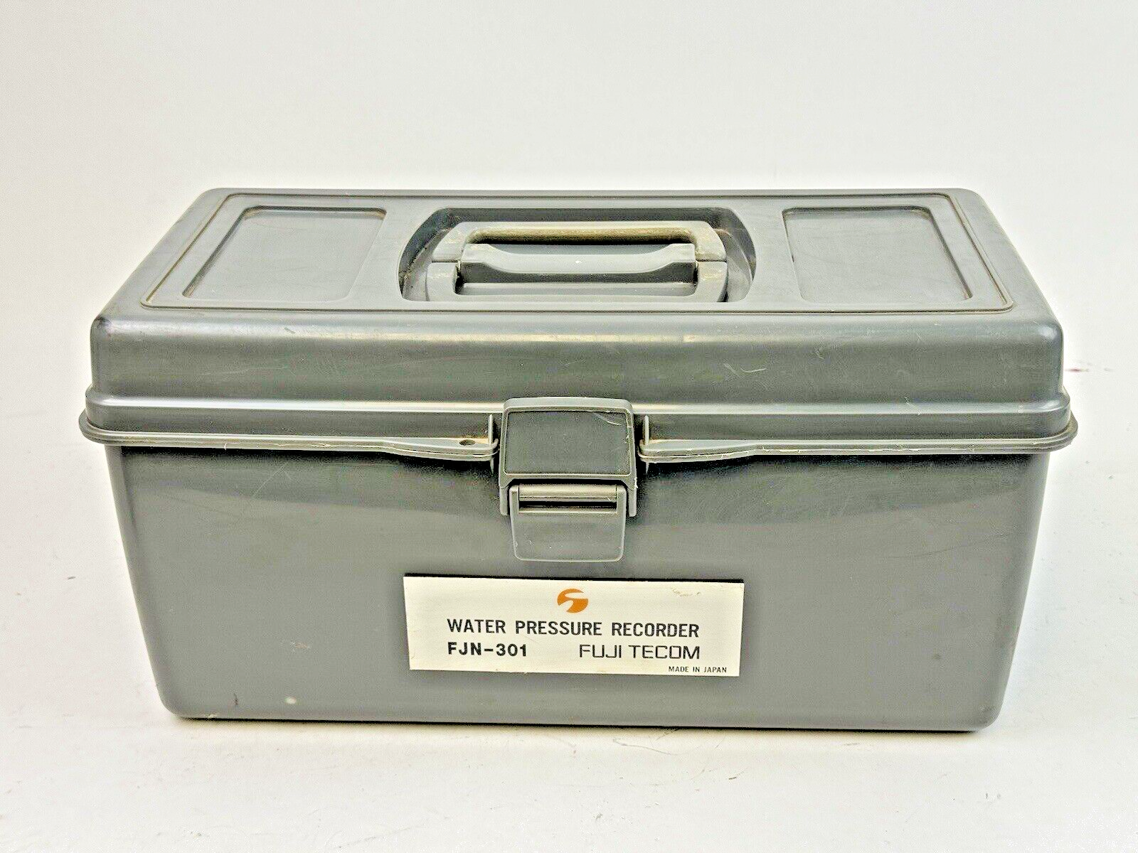 FUJI TECOM - FJN-301 - PORTABLE FUJI WATER PRESSURE RECORDER W/ TUBES & PAPER1