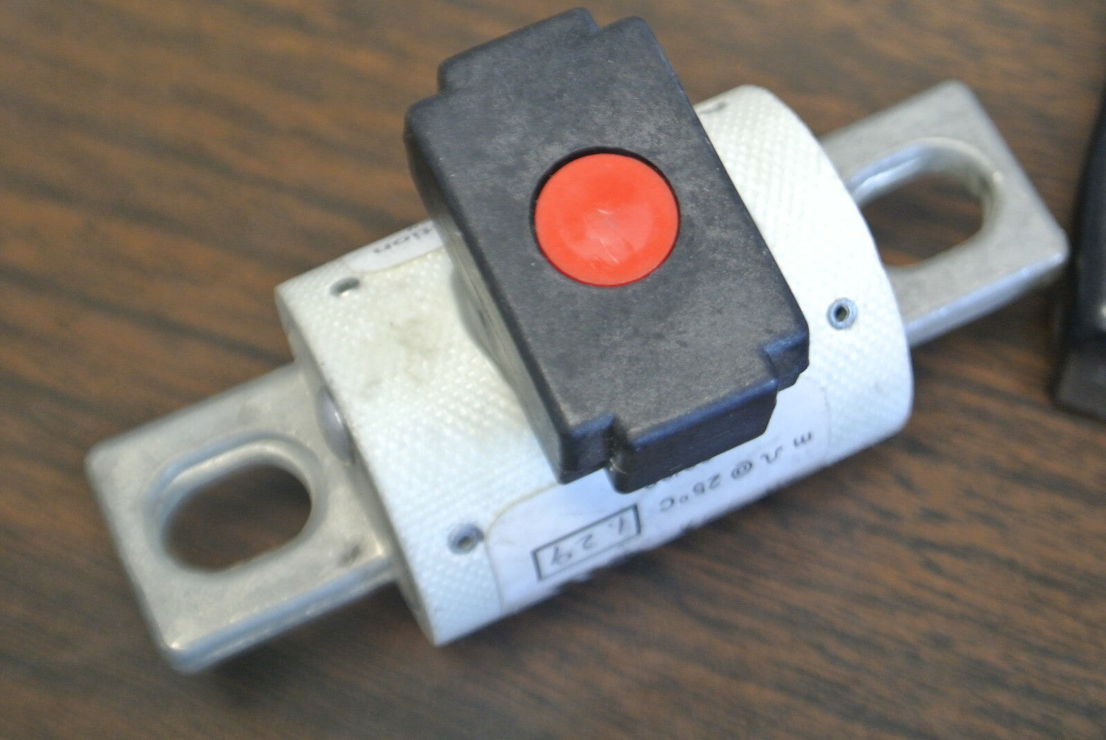 FERRAZ A025R070IL PROTISTOR FUSE / 250V / 70A / R200906CF00 / NEW SURPLUS2