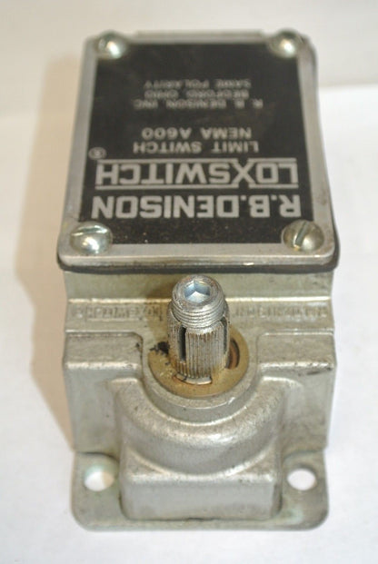 R.B. DENISON L100WNC-2M LIMIT SWITCH 600V MAX GOULD / TELEMECANIQUE NEW SURPLUS2