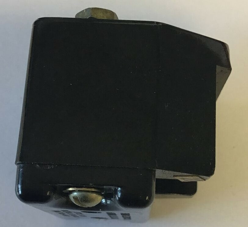 FURNAS D3560 AUXILIARY CONTACT 6