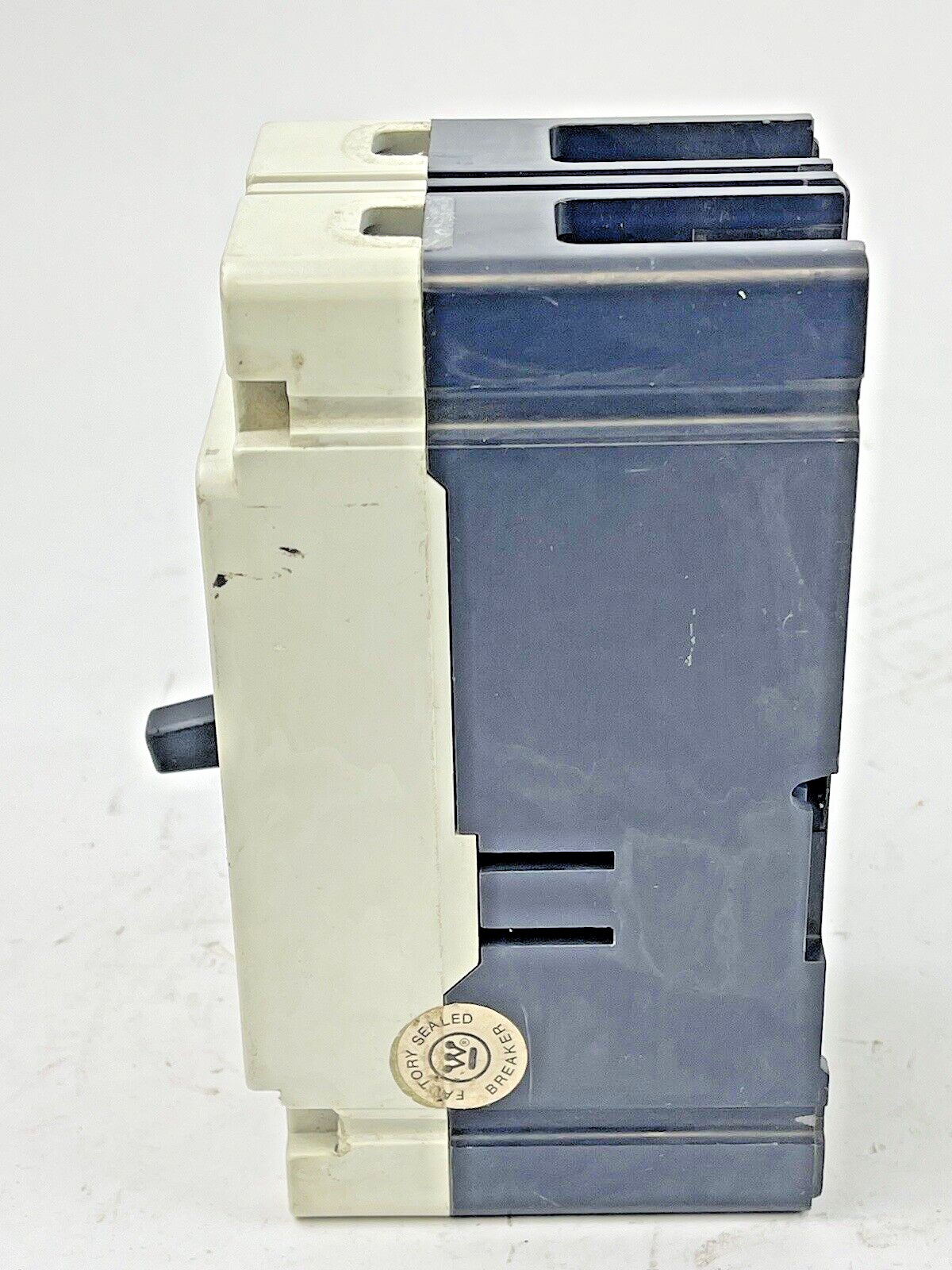 CUTLER HAMMER - WESTINGHOUSE - EHD2015 -  CIRCUIT BREAKER - 15A/2 POLE/480 VAC2