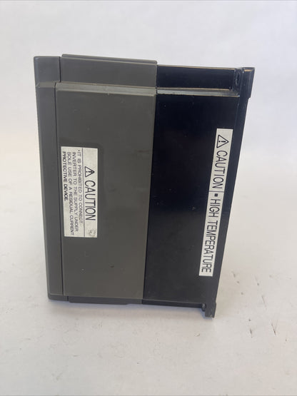 FUJI FVR0-4E9S-7EN INVERTER DRIVE OUTPUT 200-240VAC 3.0A 0.4kW 0.2-400HZ INPUT6