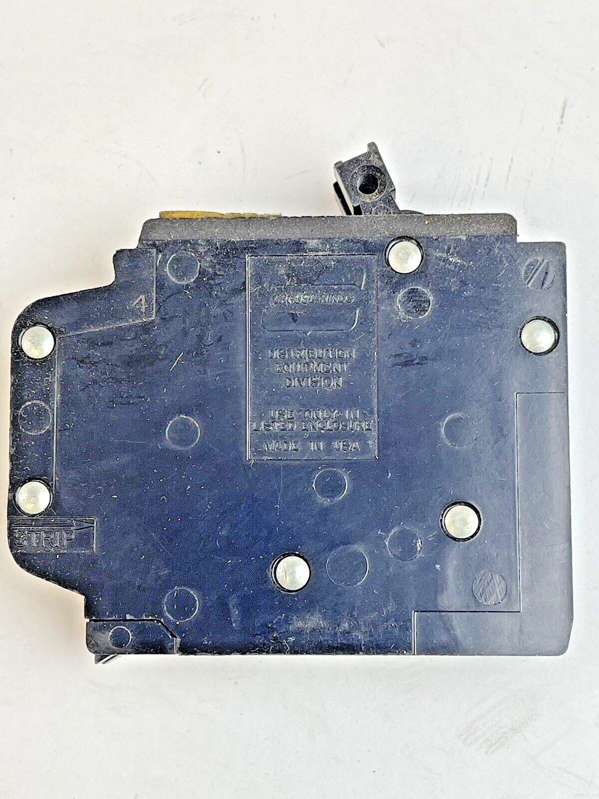 CROUSE-HINDS *BOX OF 9*-MP3030- 2-1 POLE,30 A, 240 VAC HALF-SIZE CIRCUIT BREAKER4