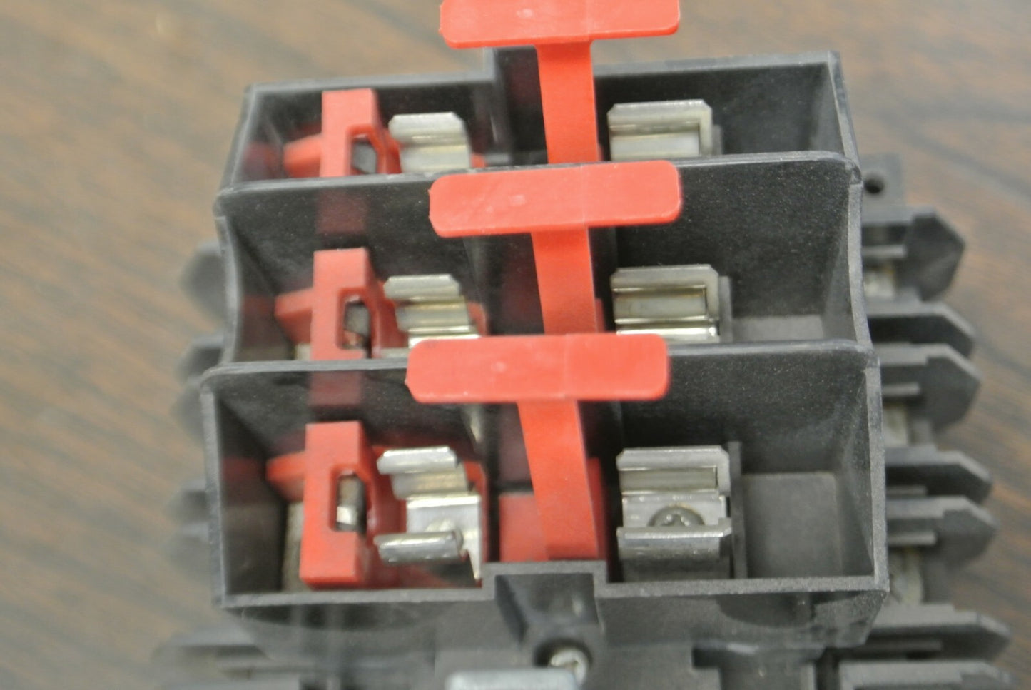 BRYANT 67FSC30 FUSED DISCONNECT SWITCH / 30A / 3-POLE / 600VAC / NEW SURPLUS5