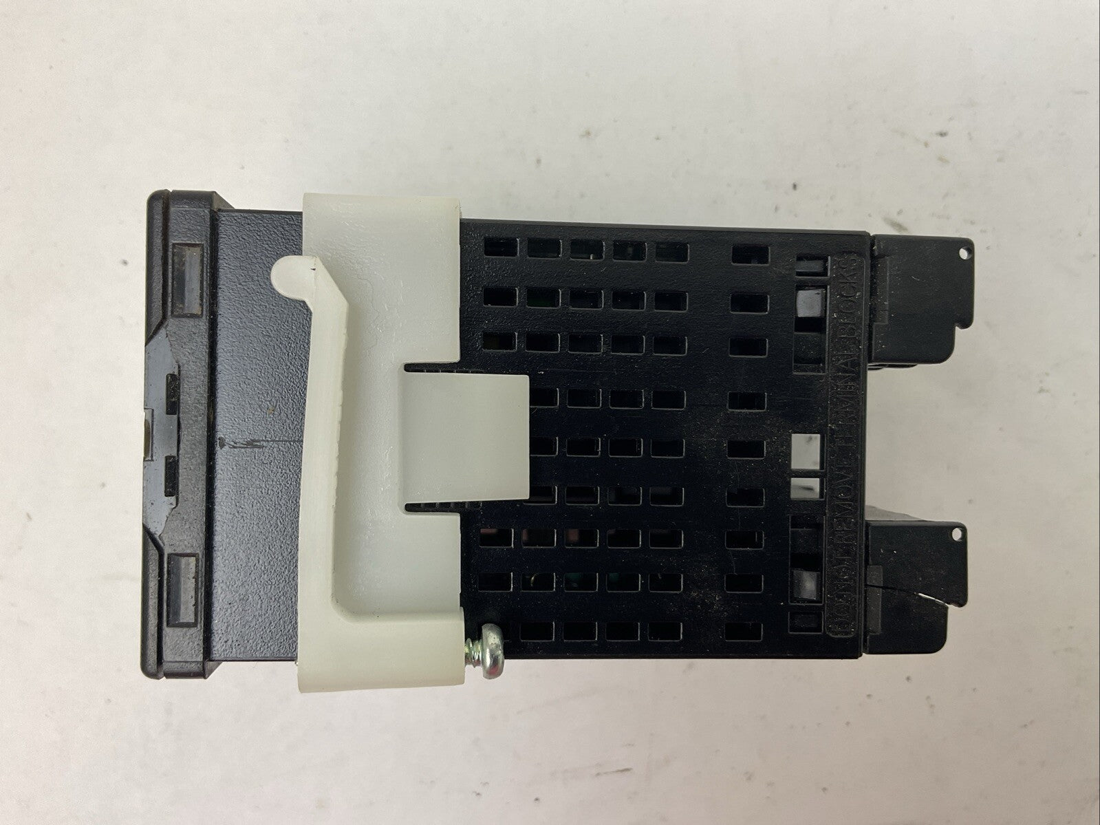 OMRON E5CZ-Q2MT TEMERATURE CONTROLLER4