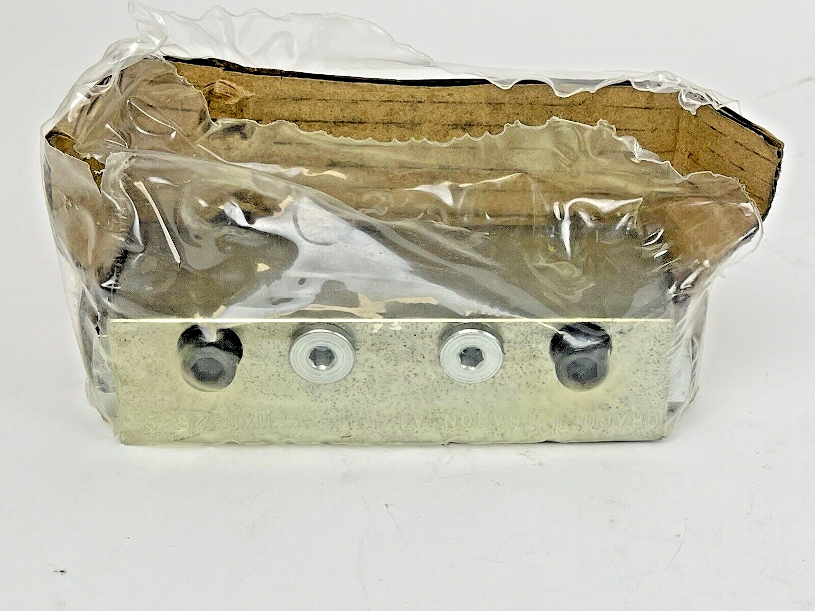 GRACO - 562819 - Trabon® MXP Series Single Divider Valve - 562819 KB17A - MXP-252