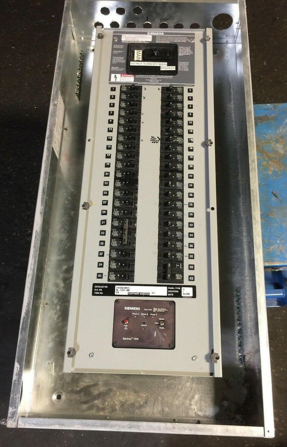 SIEMENS S1C42QJ150ATS CIRCUIT BREAKER PANELBOARD 280Y/120V QJ23B150 MAIN BREAKER5