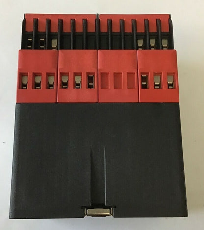 TELEMECANIQUE XPS-AMF 24V SAFETY RELAY 2