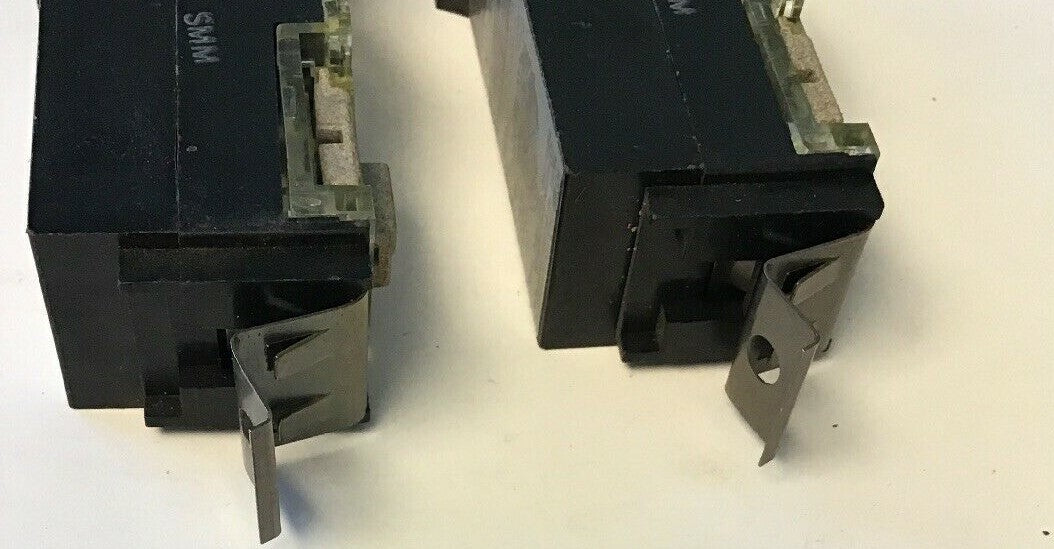 Allen Bradley 595-AA SER.B Auxiliary Contact Size 0-5***LOTOF2***6