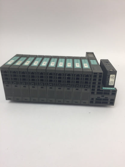 SIEMENS 1P 6ES7 151-1AA04-0AB0, 138-4CA01-0AA0, 131-4BD01-0AA0, 132-4BD31-0AA03