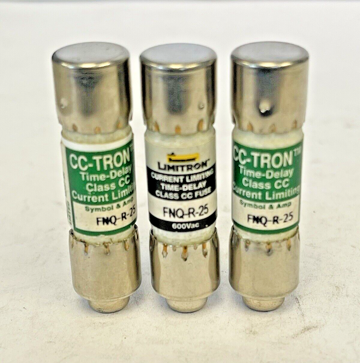 BUSSMANN *LOT OF 3* - FNQ-R-25 - 25 AMP, 600 VAC, TIME-DELAY, CLASS CC FUSES1