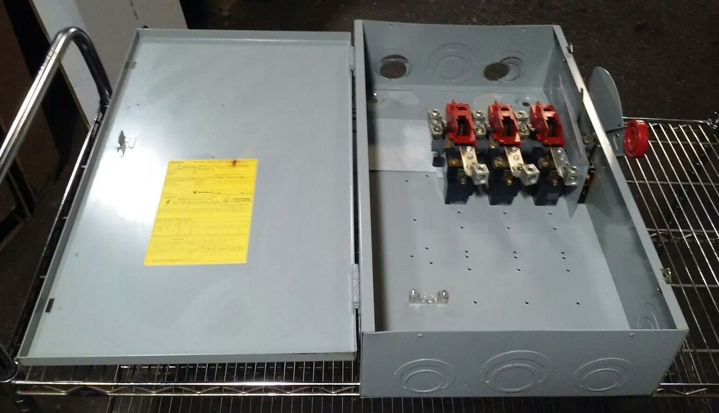 POWERMASTER EATON H364NFK, SAFETY SWITCH, 200A, 600V/250DC, 3P, 150 H.P., USED2