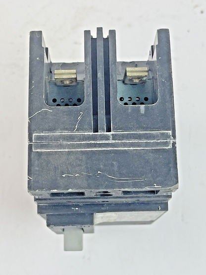 GE - TEB122030WL - CIRCUIT BREAKER -  240 VAC, 30 A, 2 POLE7