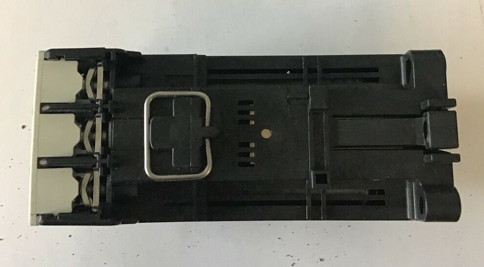 FUJI ELECTRIC SC-E05/G CONTACTOR 600V 32A 3