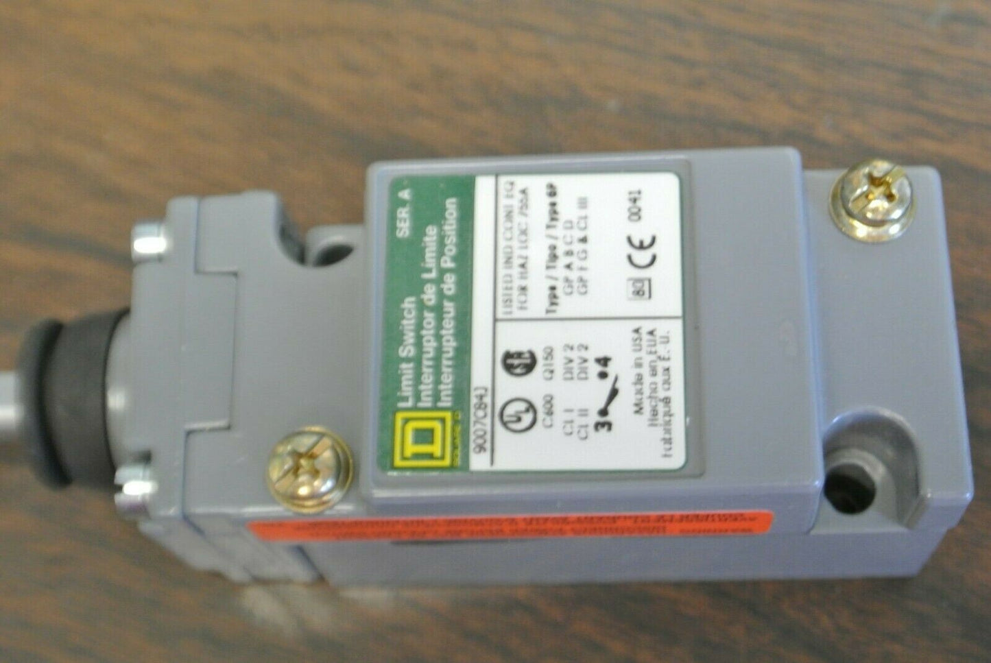 SQUARE D 9007 C84J Ser. A / LIMIT SWITCH w/ DELRIN TRIP / NEW SURPLUS / 9007C84J6