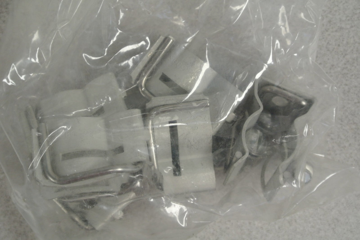 LOT of 4 SETS / CUTLER-HAMMER FUSE CLIP KITS / NEW SURPLUS 4