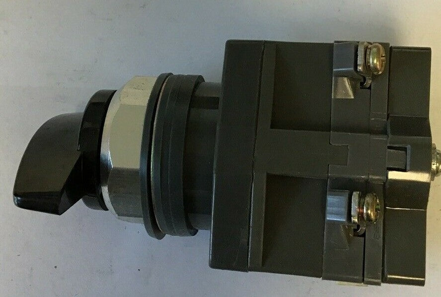 GOULD C9-24 KSS3 CLUTCH CONTROL SWITCH 60DEGREE 3POS3