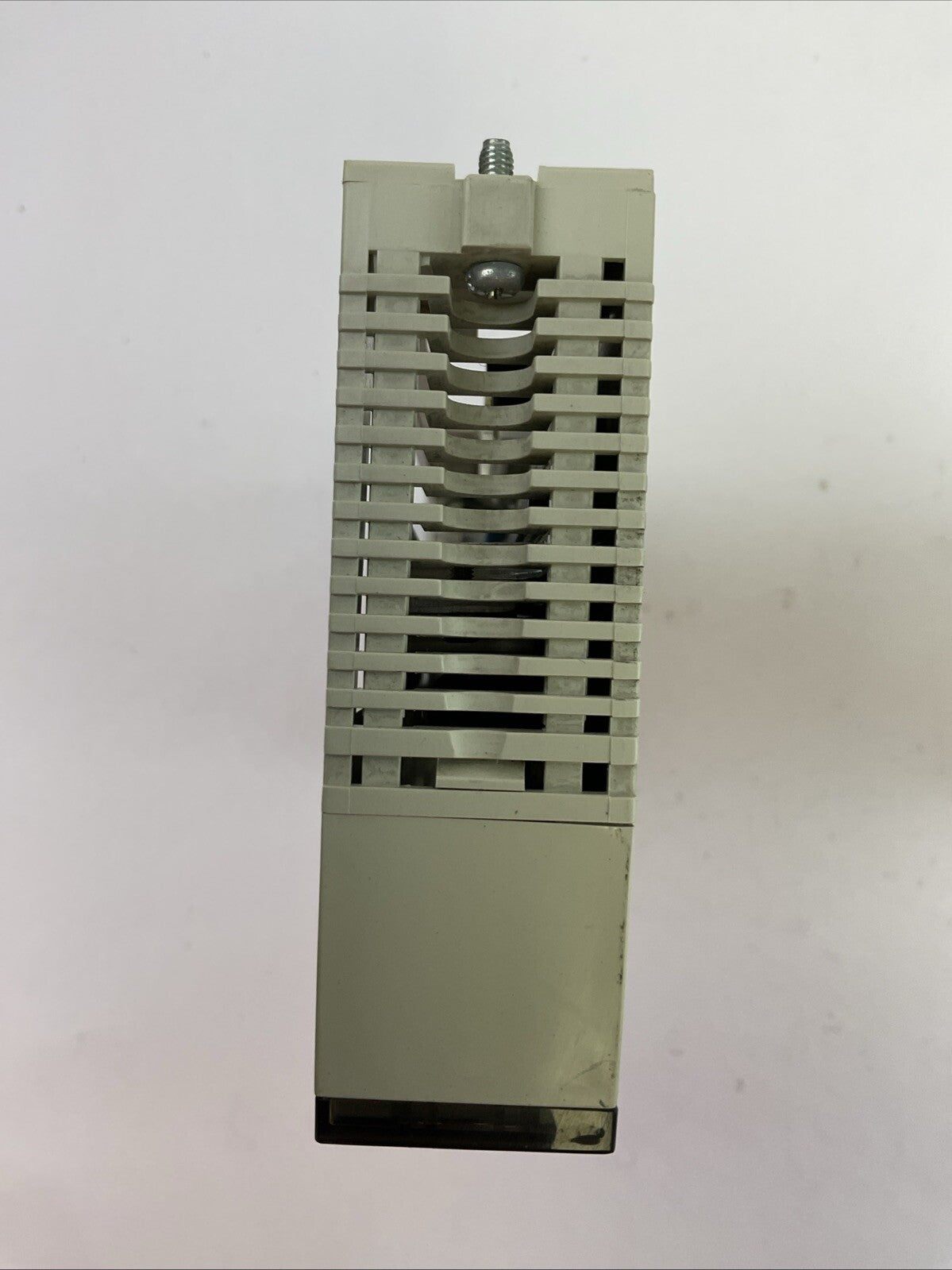 SHARP JW-33S AC OUTPUT MODULE 100-120/200-240VAC 1A/PNT. 4A/COM.1