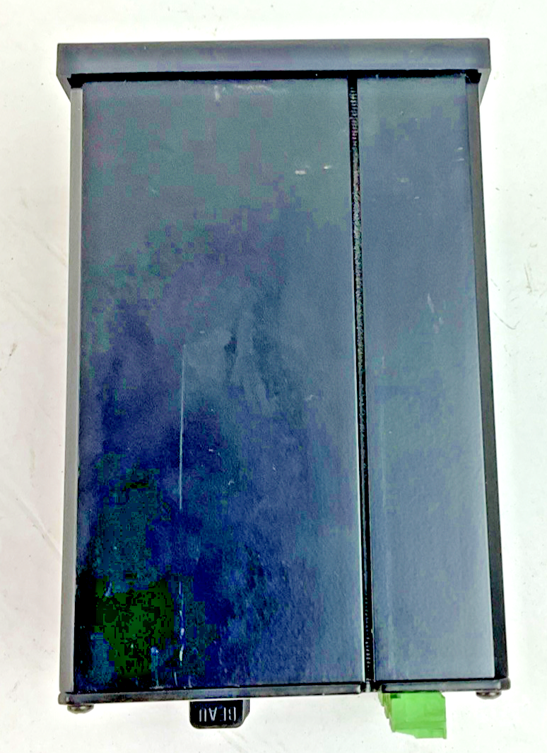 OMEGA RD8250 PAPERLESS RECORDER  7VA7